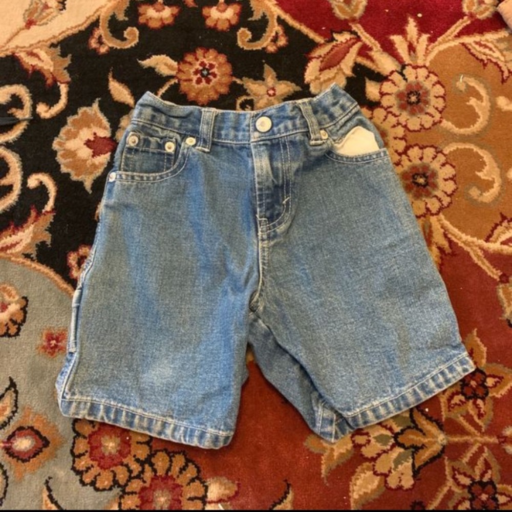 Clothes - Picture 8 of 8
